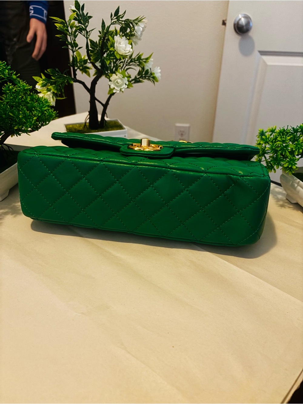 Quilted Green Chain-Handle Shoulder Bag - Picture 3 of 3